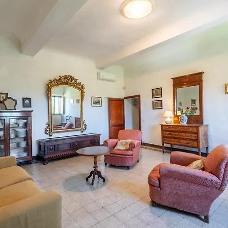 Brown Apartament Siena