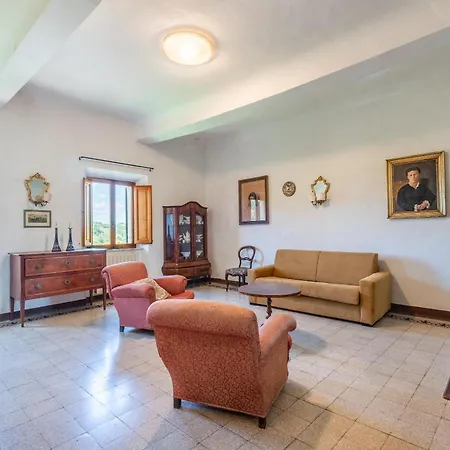 Brown Apartament