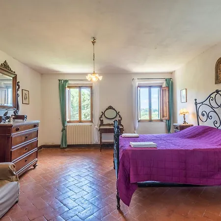 Brown Apartment Siena